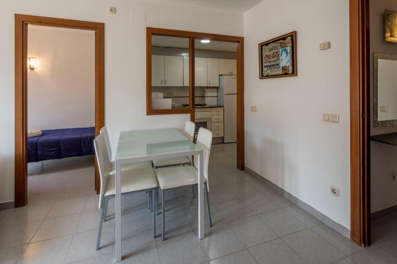 Apartamento Castell de Perelada Appartamento Girona Esterno foto